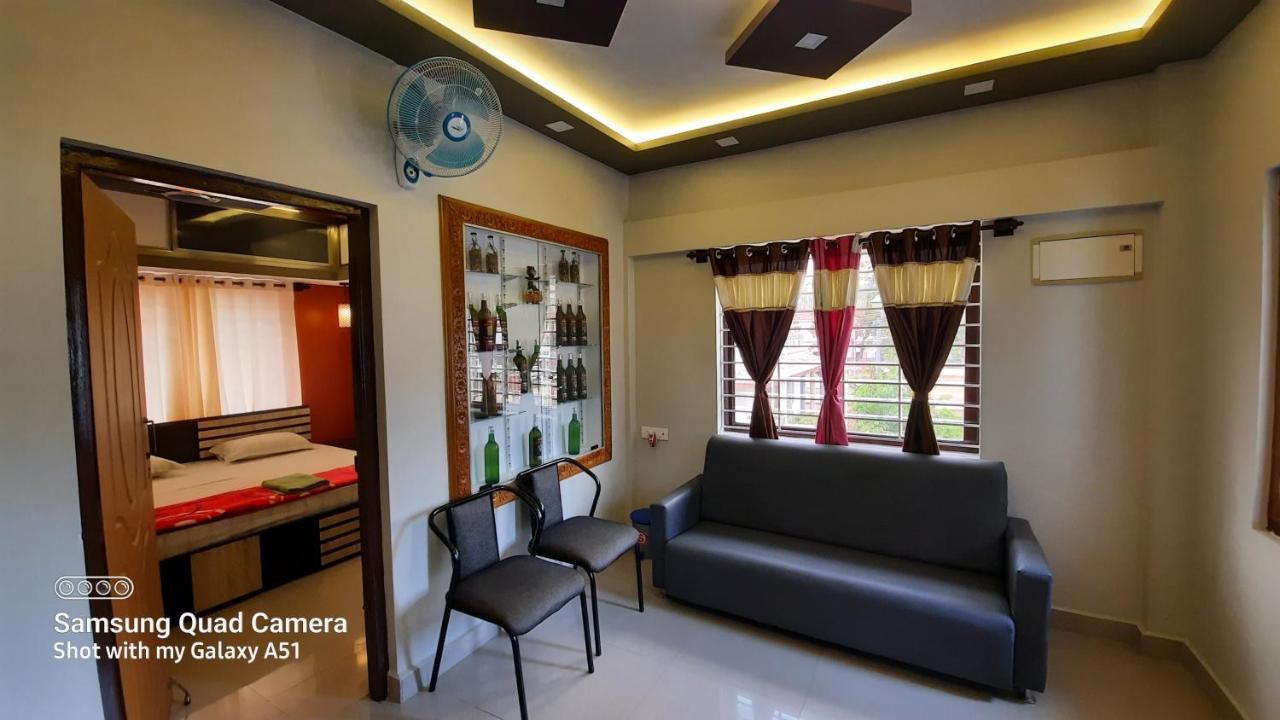Varam Homestay Madikeri Eksteriør bilde